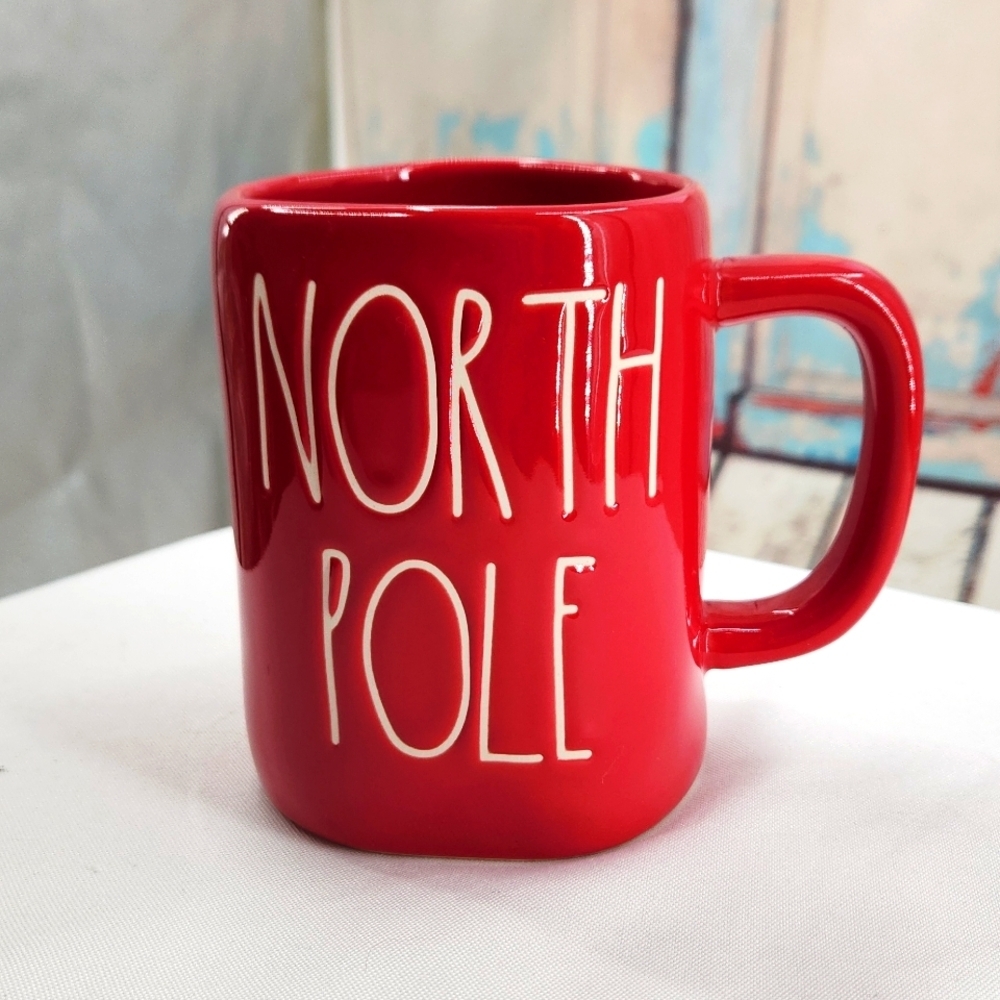 Rae Dunn North Pole Christmas‎ Mug